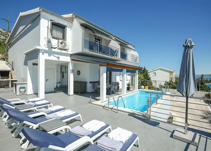 Luxury Apartment In Starigrad