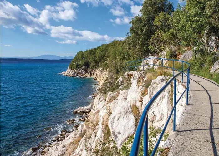 Luxury Apartment In Starigrad