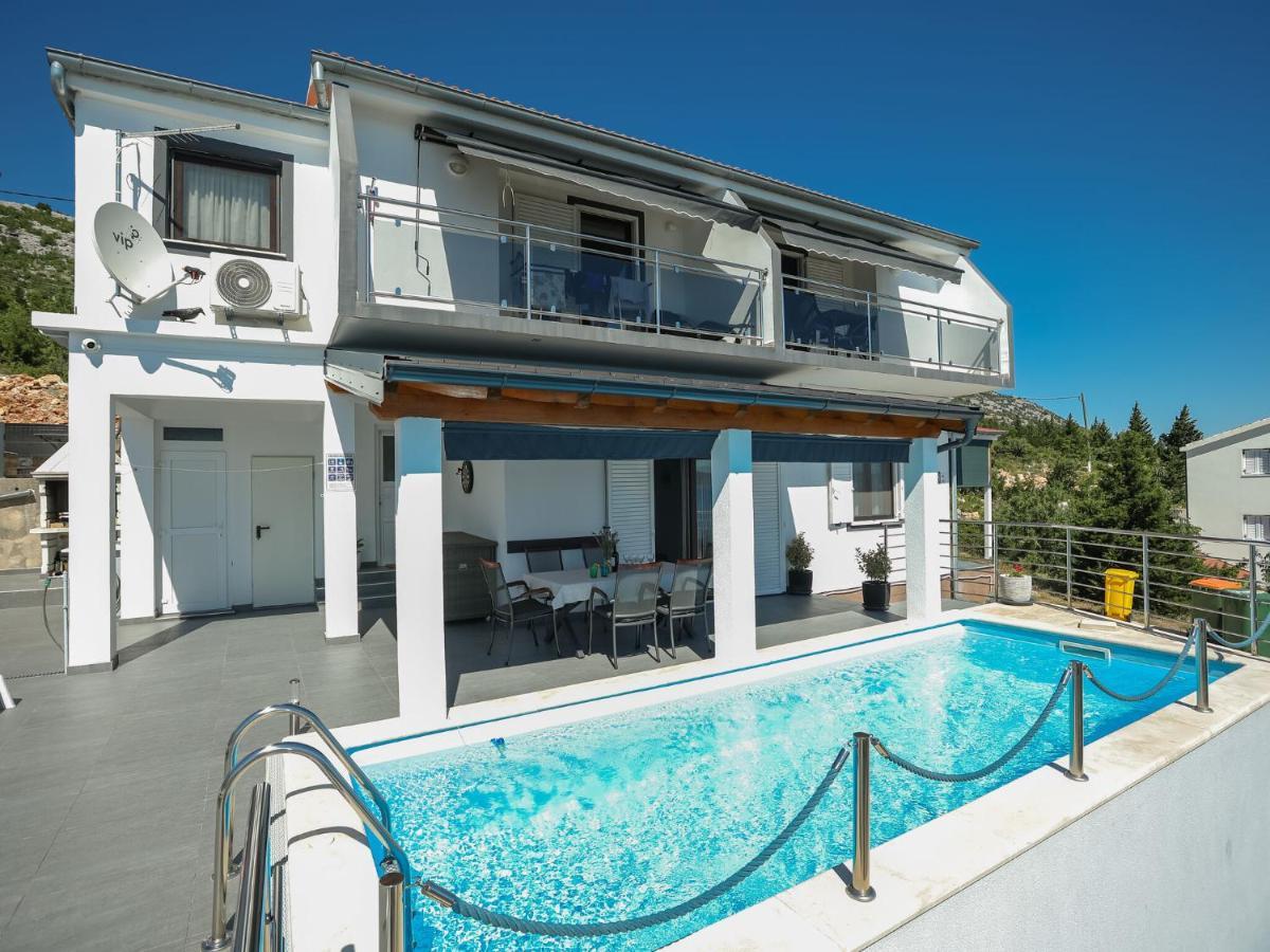 Apartment Luxury Apartment In Starigrad *